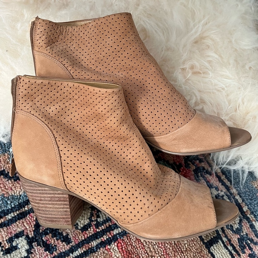 Franco Sarto leather open toe booties size 8.5